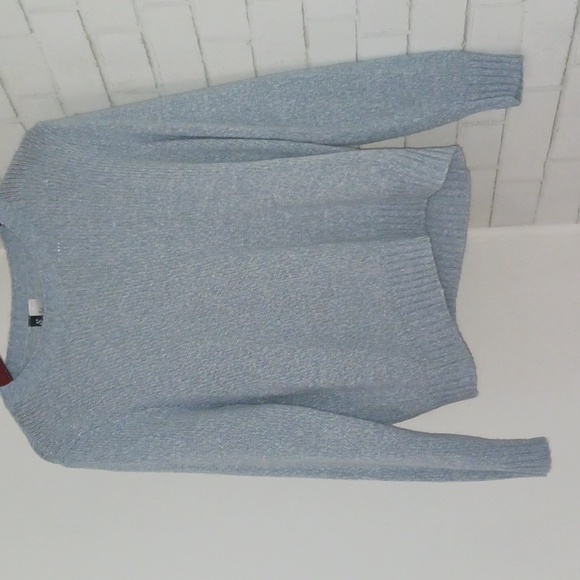 Baby Blue Large Crew Neck Sweater from H&M - Picture 2 of 3